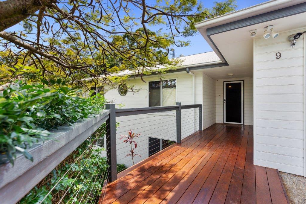 Coastal Deck & Entry